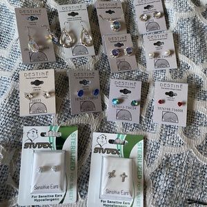Selling different types of crystals earrings and hypoallergenic earrings
